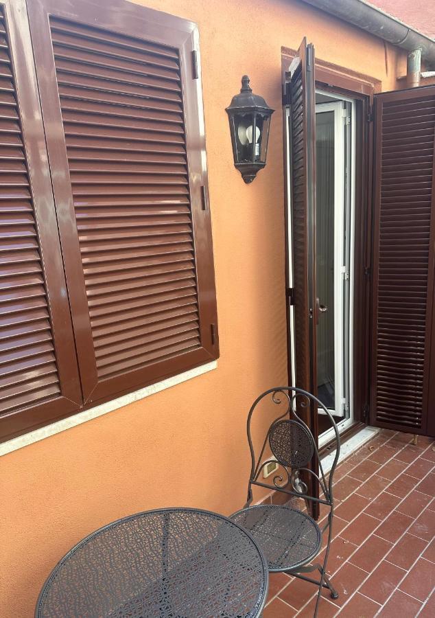 Ri Monti Appartement Rome Buitenkant foto